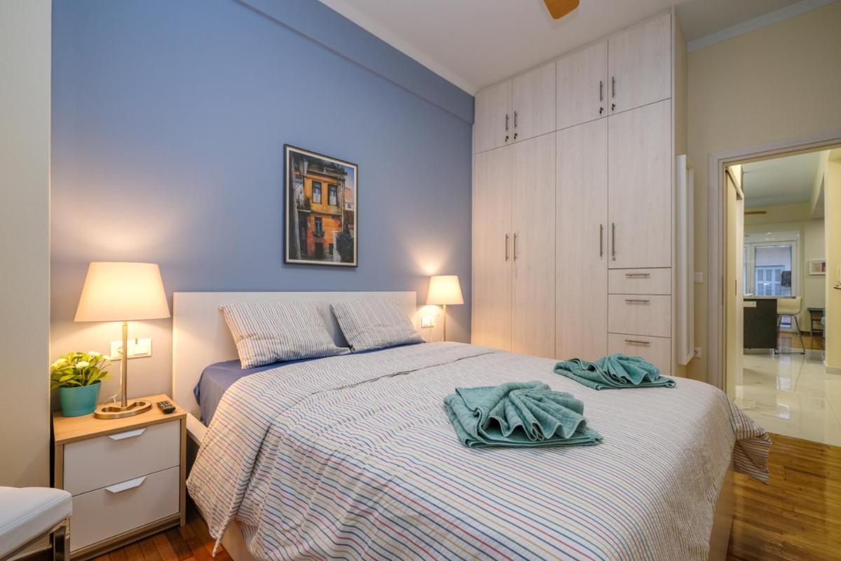 Piraeus 4Th Floor Apartment ภายนอก รูปภาพ